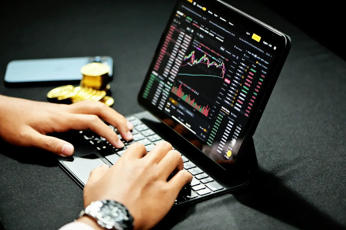 Smart money and institutional flow tracking for crypto markets